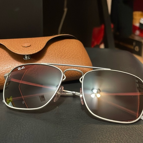 Ray Bans unboxed, untouched. Silver with Red tint. Straight out of the box,Rare. - Picture 1 of 4